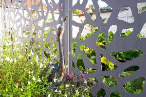 jardin saint vrain paves banquette panneaux decoratifs pelouse massif vivaces plantations cloture 3